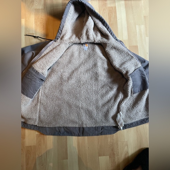 Carhartt Women's Loose Fit Washed Duck Sherpa Lined Jacket - Picture 4 of 12